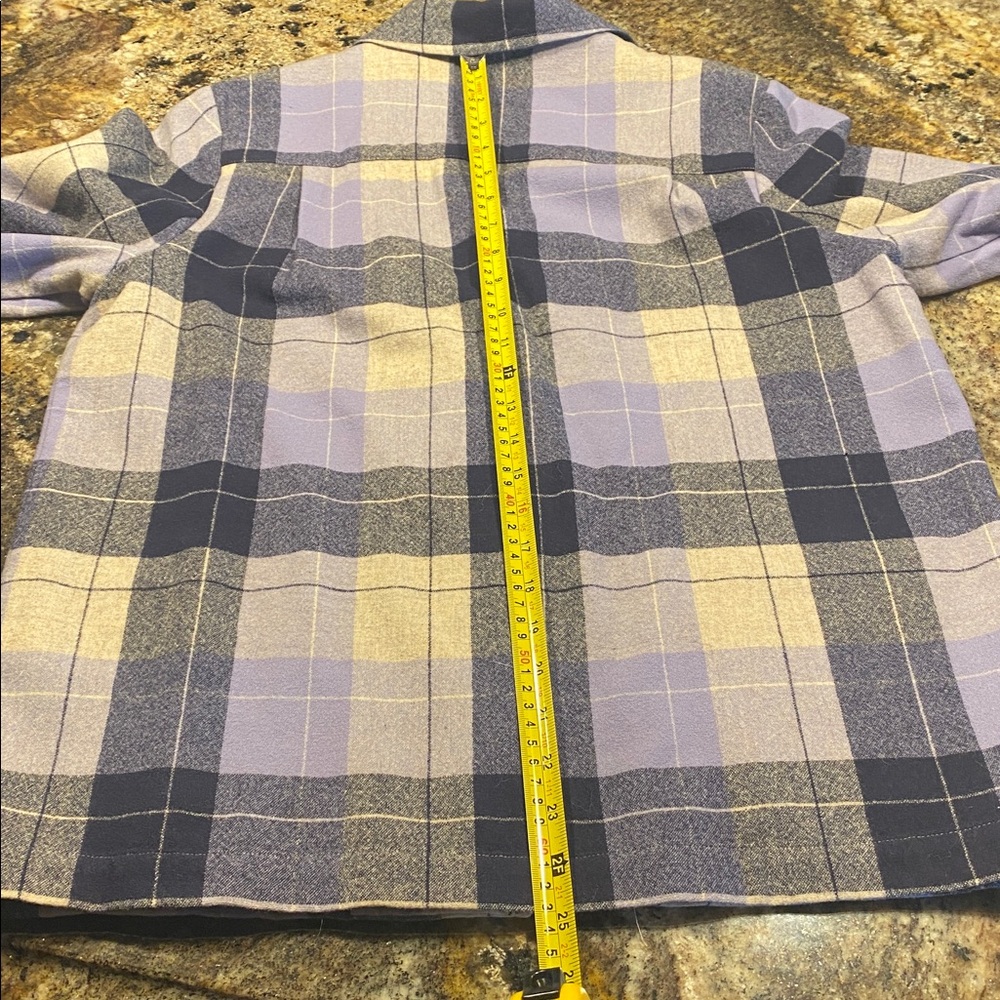 100% virgin wool Pendleton Navy and Beige Plaid Shirt - Picture 15 of 16
